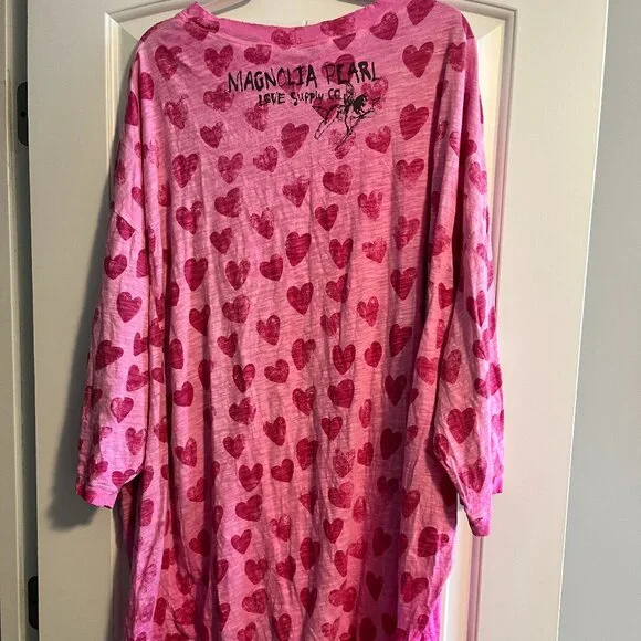 Magnolia Pearl Cotton Jersey Oversized Candy Heart Francis Hi/Lo Top 2448 - NWT - Picture 4 of 5